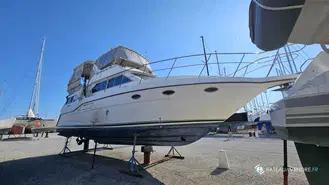 Cruisers Yachts 3850 AFT