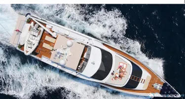 Heesen  30