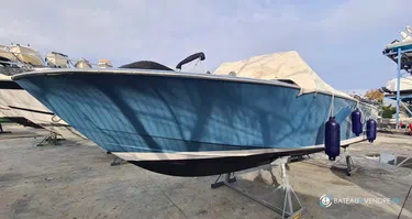 Chris Craft commander 23