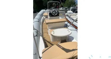 Bombard Sunrider 700