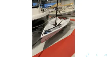 Beneteau First 14