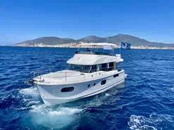 Beneteau Swift Trawler 48