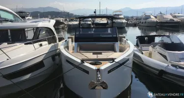 De Antonio Yachts D34 Open