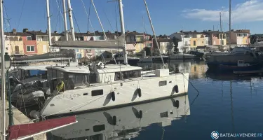 Lagoon  450 F