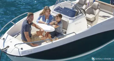Quicksilver Activ 555 Open