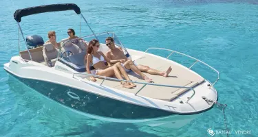 Quicksilver  675 Sundeck