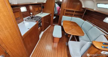 Beneteau Oceanis 381