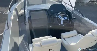 Pacific Craft  695
