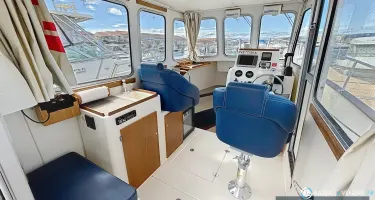 Rhea  730 Fishing