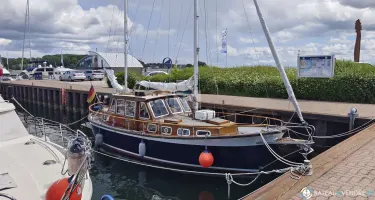 Siltala Yachts Nauticat 33