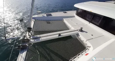 Lagoon  42