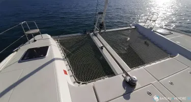 Lagoon  42