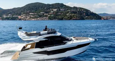 Galeon  400 Fly