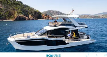 Galeon  560 Fly