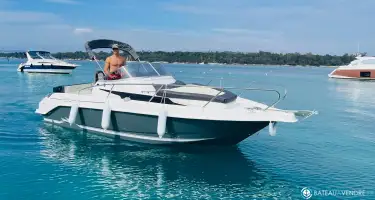 B2 Marine Cap Ferret 752 Day Cruiser