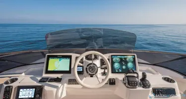 Absolute Navetta 52