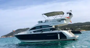 Fairline Squadron 42