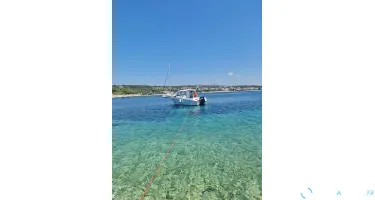 Beneteau Antares 750 HB