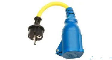 Adaptateur de cordon 16A/250V Schuko/CEE