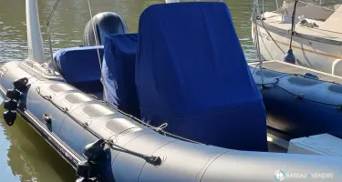 Valiant V 750 Cruiser