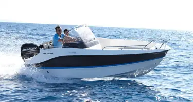 Quicksilver Activ 455 Open