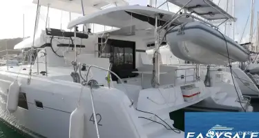 Lagoon  42
