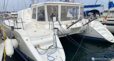 Lagoon  440