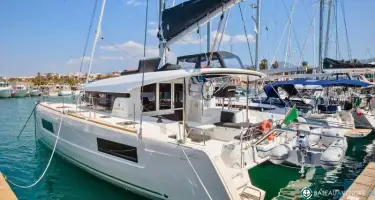 Lagoon  40