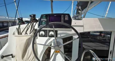 Lagoon  380
