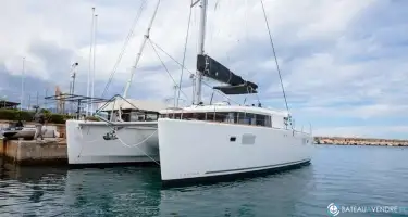 Lagoon  450 F