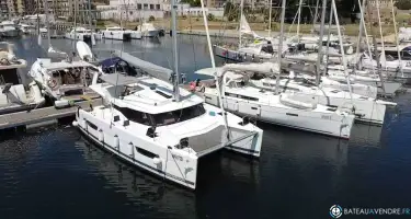 Fountaine Pajot Lucia 40