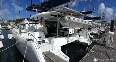 Lagoon  42