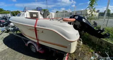 Quicksilver  470 Cabine