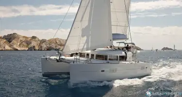 Lagoon  400 S2