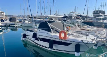 Jeanneau Cap Camarat 9.0 WA