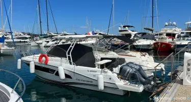 Jeanneau Cap Camarat 9.0 WA