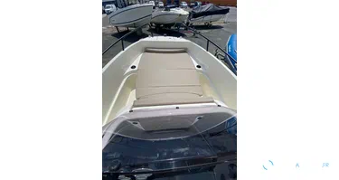 Quicksilver Activ 555 Open