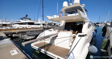 Azimut  62