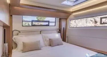Lagoon  50