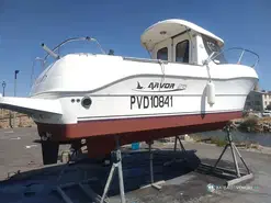 Arvor 215