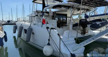 Cnb Lagoon 42