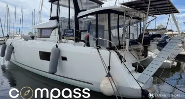 Cnb Lagoon 42