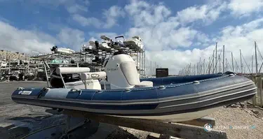 Sting Ray Marine Centaure 5.8