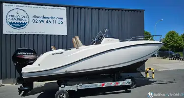 Quicksilver Activ 605 Open