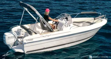 B2 Marine  522 Open