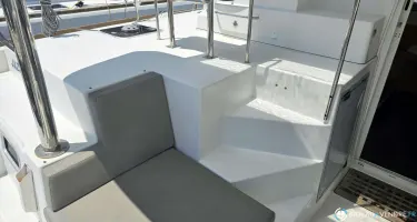 Lagoon  400