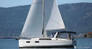 Beneteau Oceanis 35