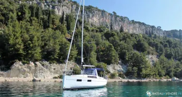 Beneteau Oceanis 35