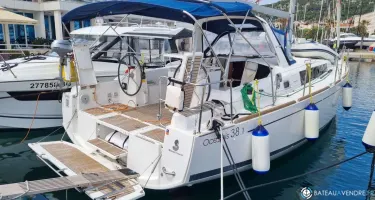 Beneteau Oceanis 38.1