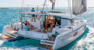 Lagoon  42
